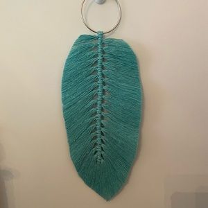 Macrame wall hanging (feather)